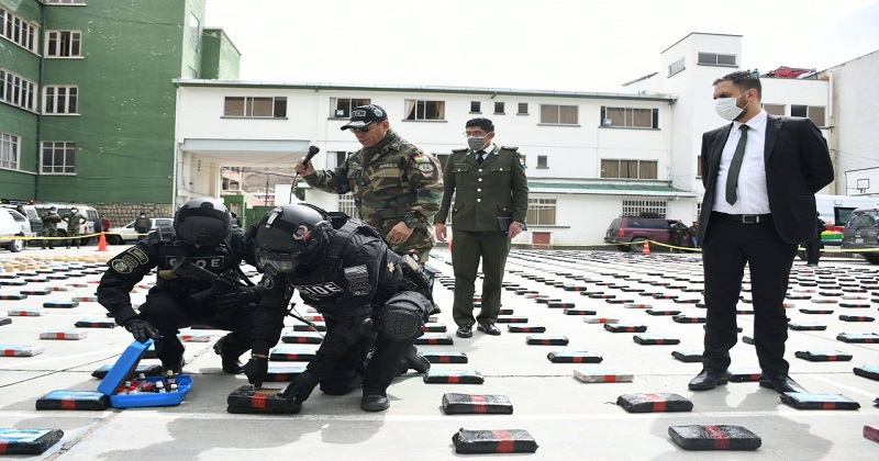 FELCN incauta una tonelada de droga y aprehenden a seis personas en El ...